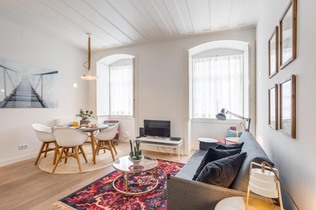 شقة Chic Tailor Made Flat In Chiado Lisboa المظهر الخارجي الصورة