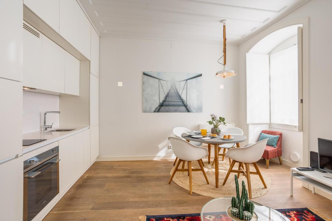 شقة Chic Tailor Made Flat In Chiado Lisboa المظهر الخارجي الصورة