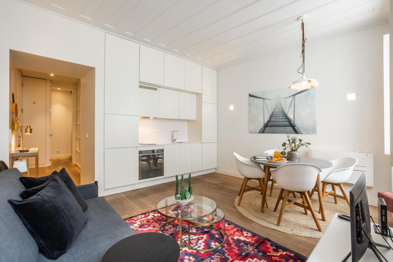شقة Chic Tailor Made Flat In Chiado Lisboa المظهر الخارجي الصورة